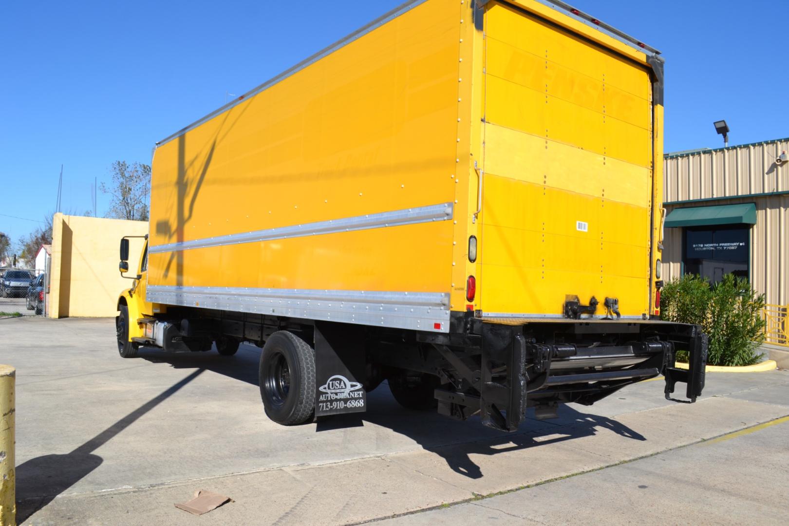 2014 YELLOW /BLACK FREIGHTLINER M2-106 with an CUMMINS ISB 6.7L 220HP engine, ALLISON 2200RDS AUTOMATIC transmission, located at 9172 North Fwy, Houston, TX, 77037, (713) 910-6868, 29.887470, -95.411903 - Photo#6